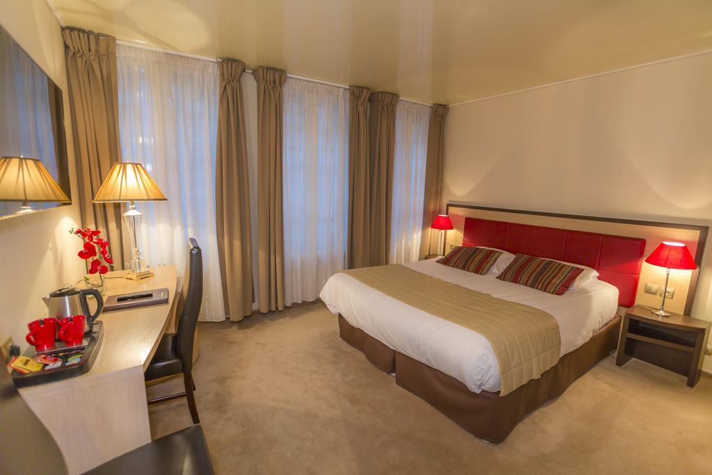 Hotel Relais Saint Jean ทรัวส์ ภายนอก รูปภาพ
